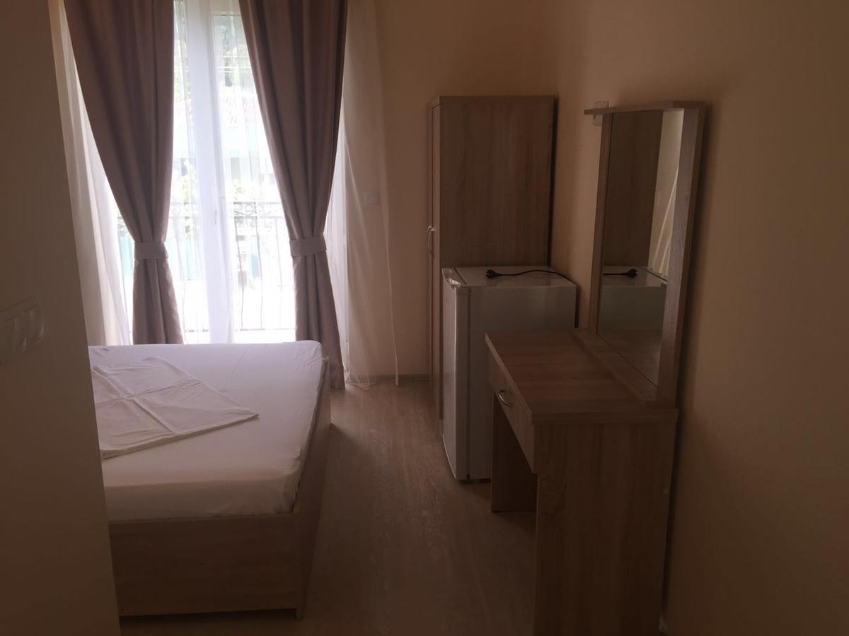 Inn Aхчыпсы Gagra Exteriör bild