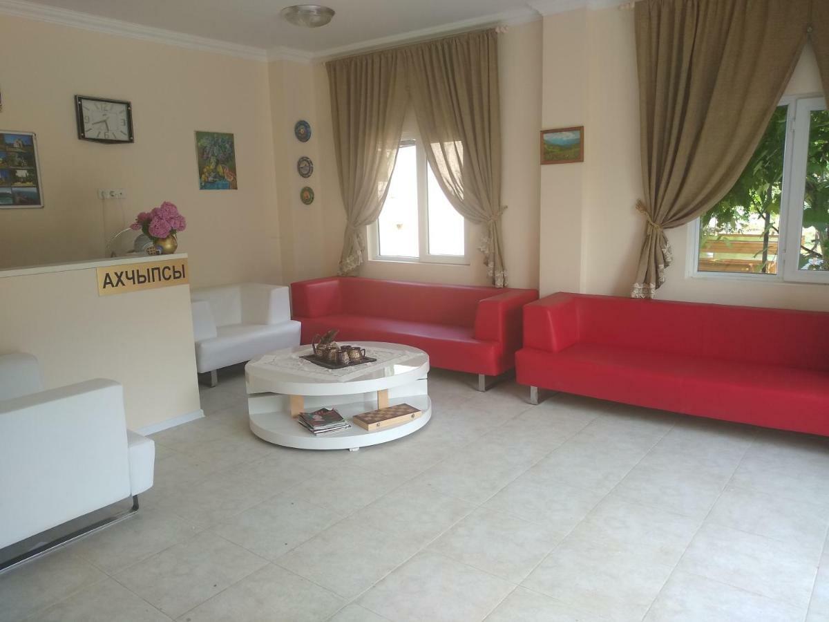 Inn Aхчыпсы Gagra Exteriör bild